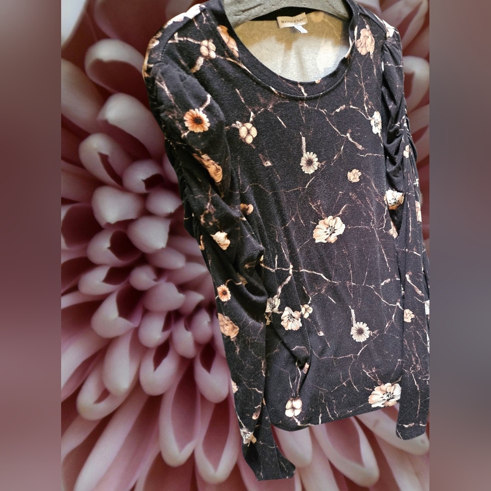 Maison D'Amelie Paris Chic Black Floral Long Sleeve Black Top